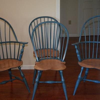 Hale of Vermont Windsor STYLE CHAIR COLONIAL BLUE /CONTOURED  SEATS KITCHEN OR DINING ROOM