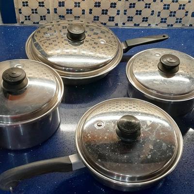 LOT 67 VARIETY OF COOKWARE WITH LIDS