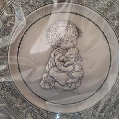 LOT 119 THREE PEWTER COLLECTIBLE PLATES