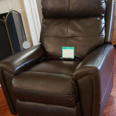 LAZYBOY ROCKER RECLINER W/ POWER ADJUSTABLE HEADREST AND LUMBAR - BROWN