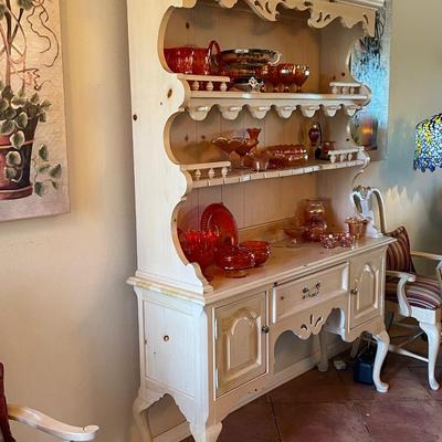 Thomasville two piece display hutch