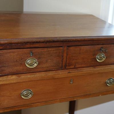 FEDERAL STYLE  MAHOGANY SLANT TOP WRITING DESK /HEIGHT W TAPERED LEGS 48"