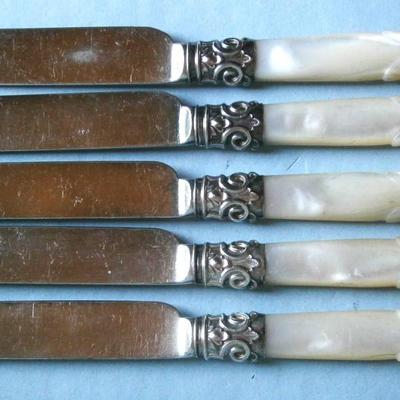 Set of 5 Antique Knives with Mother of Pearl Handles