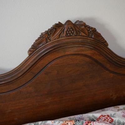 1940'S MADE FOR BOSTON STORE OF MILWAUKEE LILLIAN RUSSELL LINE OF FURNITURE- BLACK WALNUT TWIN BED SET/ ELEGANT W/ CURVED...