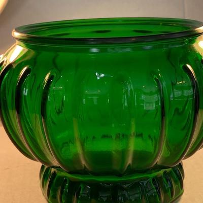 Vintage Inarco USA Emerald Green Ribbed Glass Vase