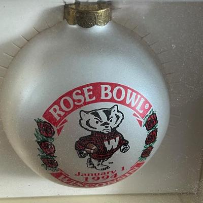 1994 UW Badger Rose Bowl Ornament