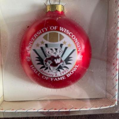 1995 UW Badger Hall of Fame Bowl ornament
