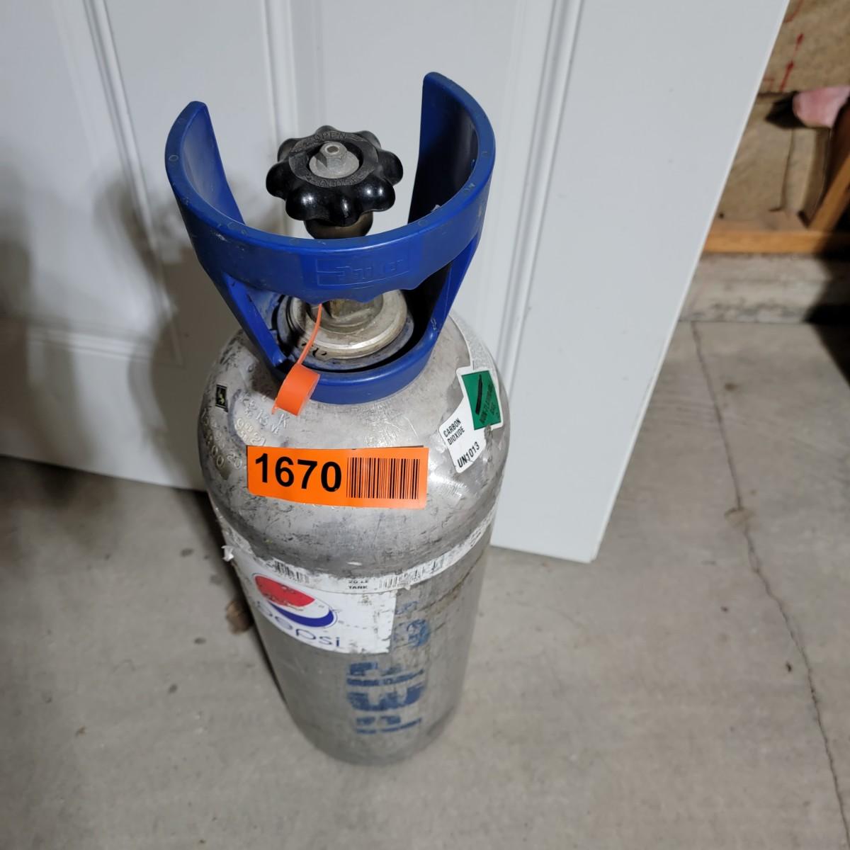 Co2 tank