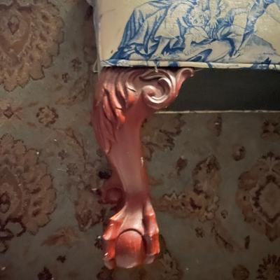 Backless Rolled Arm seat, lions feet