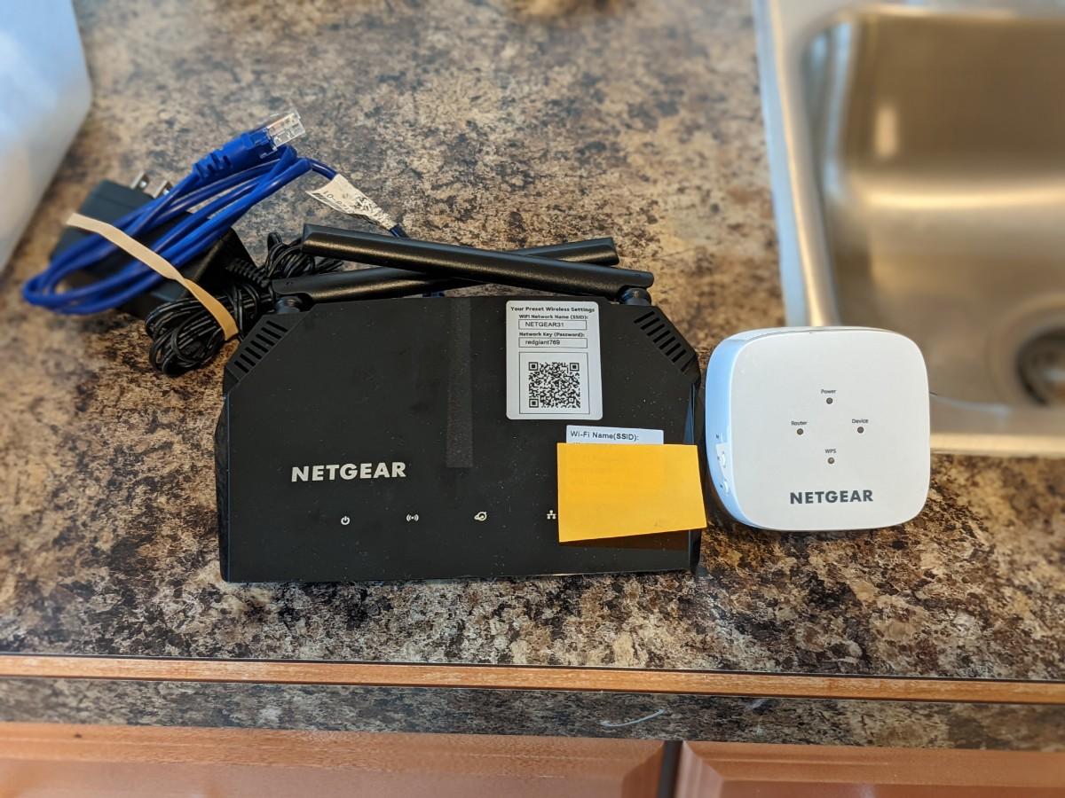 NETGEAR Ac1200 Dual Band WiFi Router Model R6120