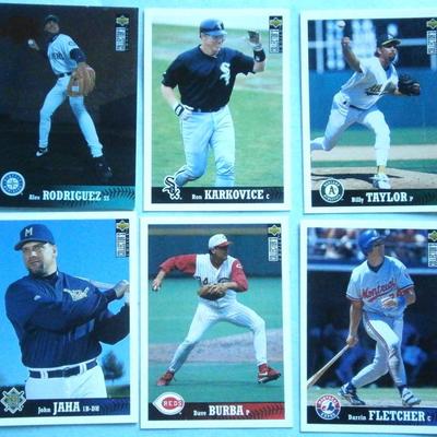(12) 1990's PINNACLE Baseball Cards