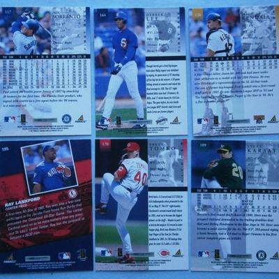 (19) 1990's Baseball Cards