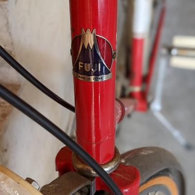 Classic Vintage Fuji Cambridge III Bicycle, Great Condition