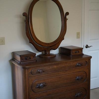 MADE FOR BOSTON STORE MILWAUKEE AROUND 1930-40 THE LILLAN RUSSEL BLACK WALNUT DRESSER W/HANKIE BOXES AND MIRROR