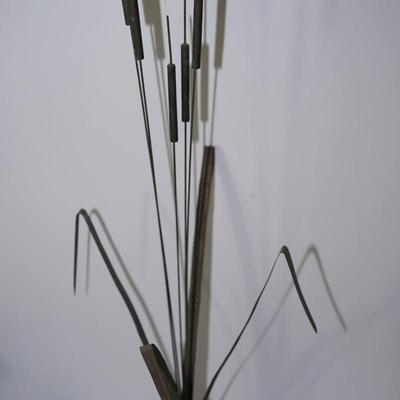 LARRY FANNING LOON DECOY " ECHOES OF MY DREAMS " ACCENTED BY A QUALITY METAL CATTAIL SCULPTURE