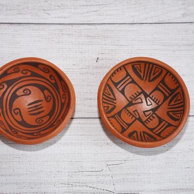 BERTHA KINALE WALPI HOPI PUEBLO SM POTTERY CLAY BOWLS- PAIR