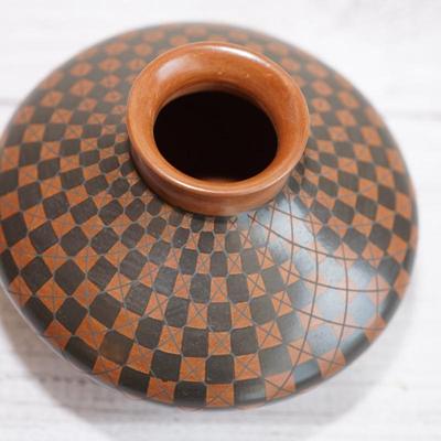 MATA ORITZ ELSA LEDEZMA & JORGE PONCE CLAY POT 5"