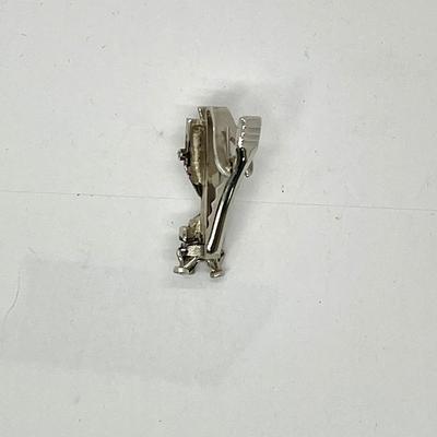 Robotic metal pin jewelry