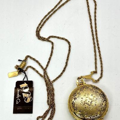 1928 Jewelry Co locket pendant chain necklace