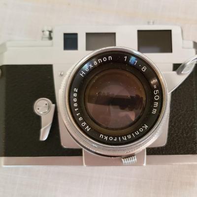 Konica IIIa Rangefinder camera 48 mm F/2.0 and case
