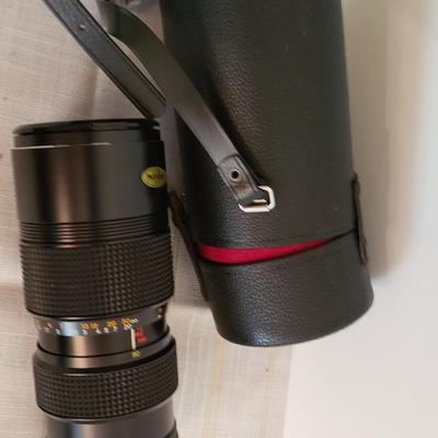 Konica Zoom Hexanon 80-200 mm F4 lens