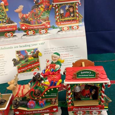 Danbury Mint Dachshund Christmas Express