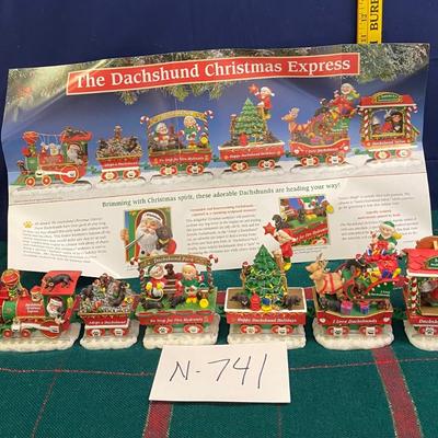 Danbury Mint Dachshund Christmas Express