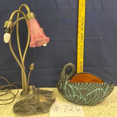 Swan And Lamp