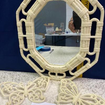 Mirror and Butterfly