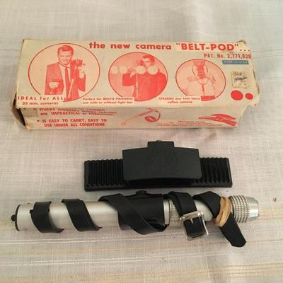 Vintage camera belt pod