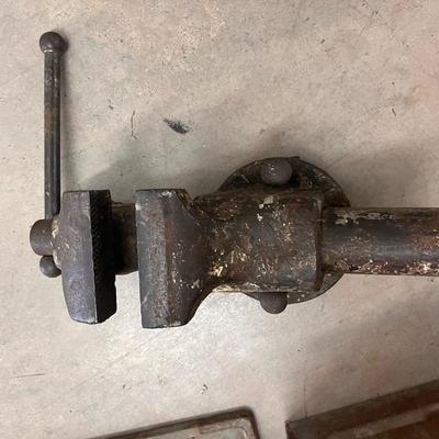 Rare vintage Sawyer tool