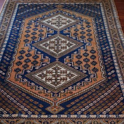 ORIENTAL MIDDLE EASTERN RUG 73" BY 54"