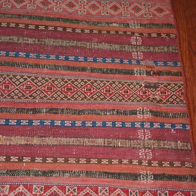 TURKISH FLAT WEAVE RUG IN REDS/BLUES/ BROWNS