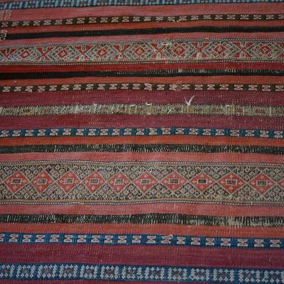 TURKISH FLAT WEAVE RUG IN REDS/BLUES/ BROWNS
