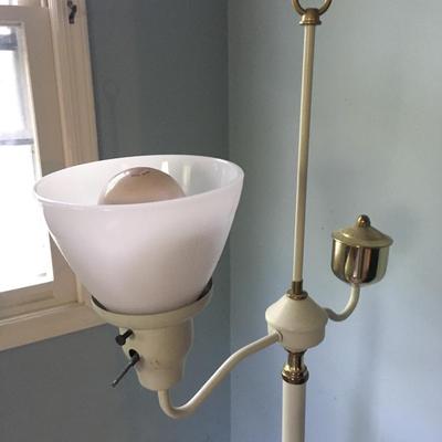 Floor lamp