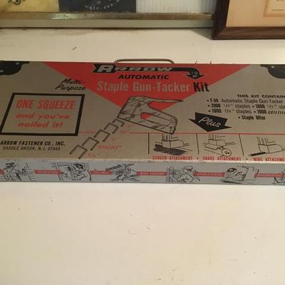 Arrow staple gun tacker set