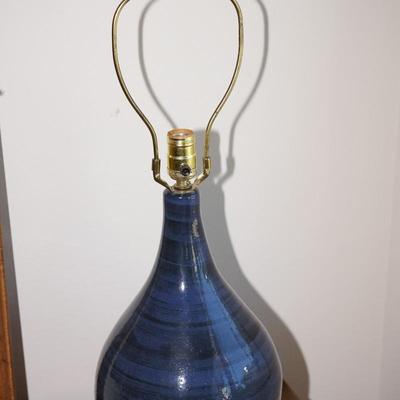 MARSHALL STUDIOS MARTZ MCM POTTERY TABLE LAMP IN BLUE TONES