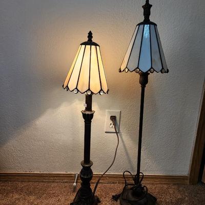 2 Vintage Style Bronze Table Lamps