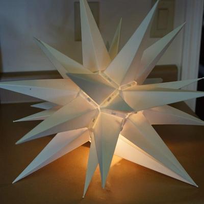 HANGING PLASTIC STAR LIGHT. MCM STYLE