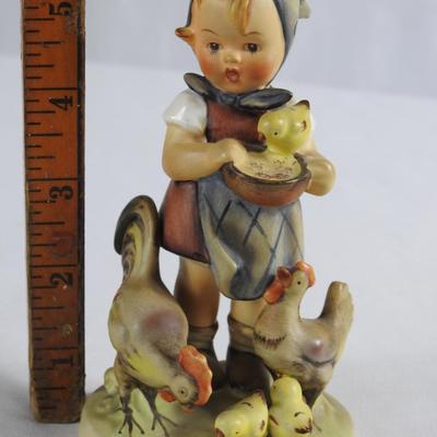 Vintage Hummel figurine