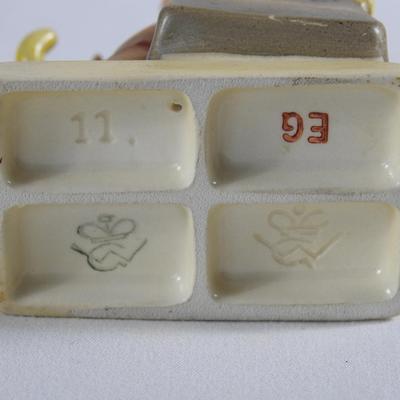 Vintage Hummel figurine