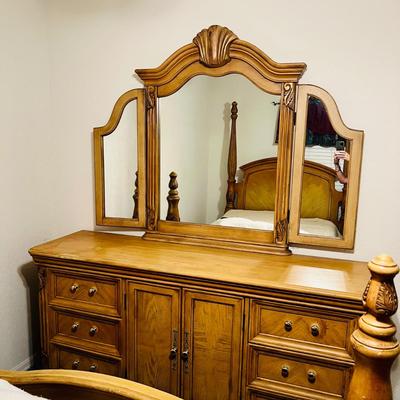 Light Wood Dresser and Mirror  (BB-JM)
