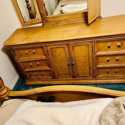 Light Wood Dresser and Mirror  (BB-JM)