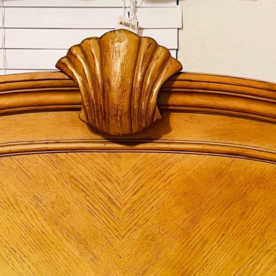 Light Wood Queen Poster Bed (BB -JM)