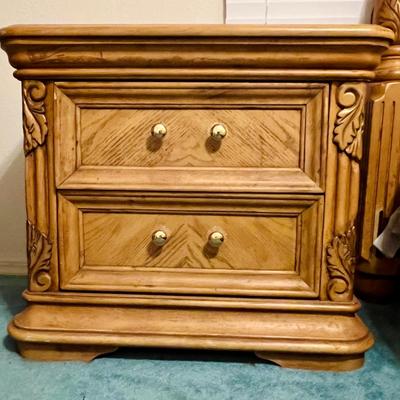 Light Wood Night Stand  (BB-JM)