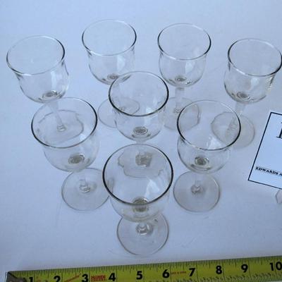 Set of 8 Matching Clear Wine Glasses