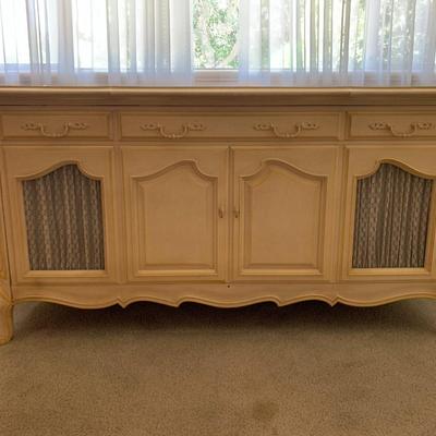Vintage Magnavox Stereo Console