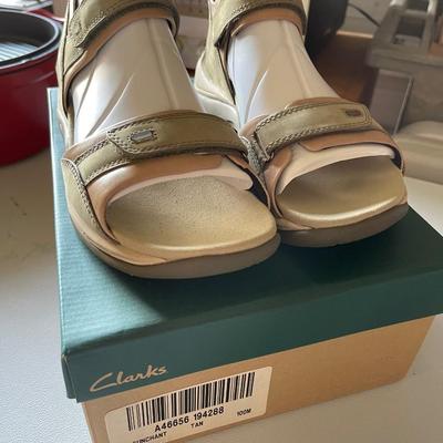 Clarks full sandal Woman's 11 - New in Box