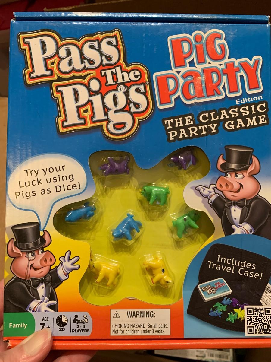 pass-the-pigs-game-estatesales