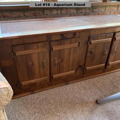 Bench/Aquarium Stand - Aquarium in Lot #54